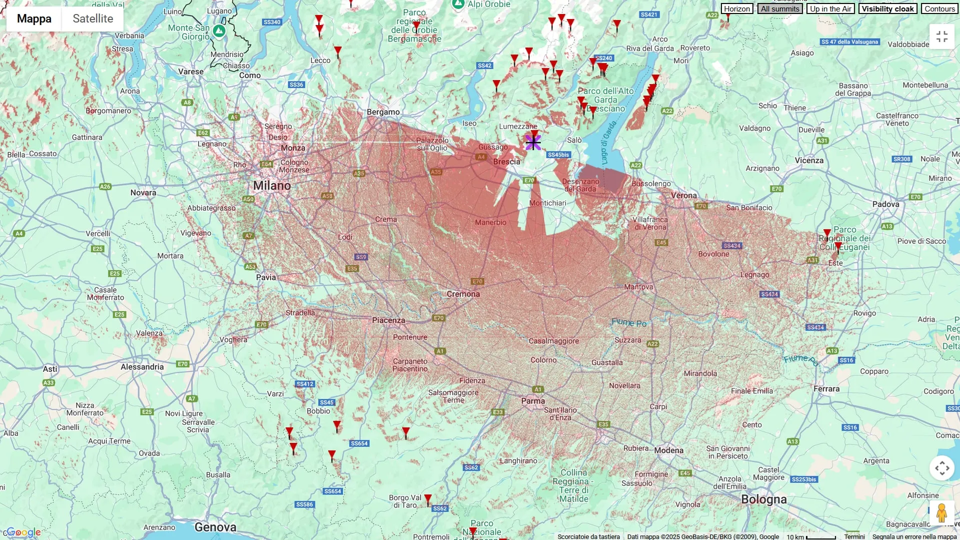 Map of northern Italy with the node’s coverage shaded in red, from Milan almost to Padua
